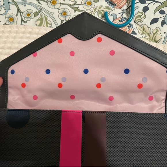 *NEW* Stella & Dot clutch. - Picture 5 of 6